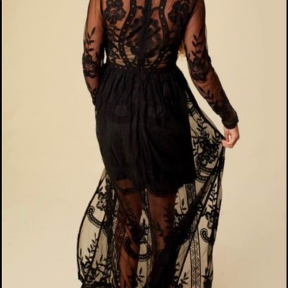 Sold Black lace dress - Picture 2 of 2